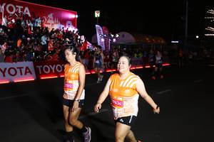 BIB: 17592, 1000, 29634
                            <button type="button" onclick="openModal(23006668)" class="btn btn-primary btn-sm float-right btn-popup" data-toggle="modal" data-target=".modal-high-quality">
                        <i class="fas fa-shopping-cart"></i> Add to Cart
                    </button>
                                            <button type="button" onclick="isThisMe(23006668, true)" class="btn btn-success btn-sm float-right btn-popup btn-isme hidden" data-toggle="tooltip" data-placement="bottom" title="นี่คือรูปของคุณใช่ไหม คลิกที่นี่เพื่อเอาเข้าอัลบั้ม">
                        <i class="fas fa-plus"></i> Add to album
                    </button>
                    <button type="button" onclick="isThisMe(23006668, false)" class="btn btn-warning btn-sm float-right btn-popup btn-isnotme hidden">
                        <i class="fas fa-ban"></i> Remove from album
                    </button>